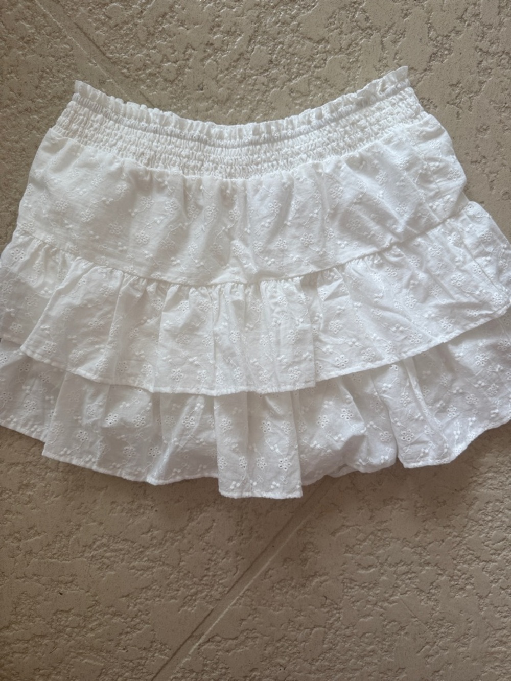 Sincerely Jules White Eyelet Tiered Ruffle Skort